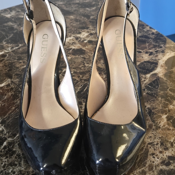Guess  Heels - Picture 6 of 6